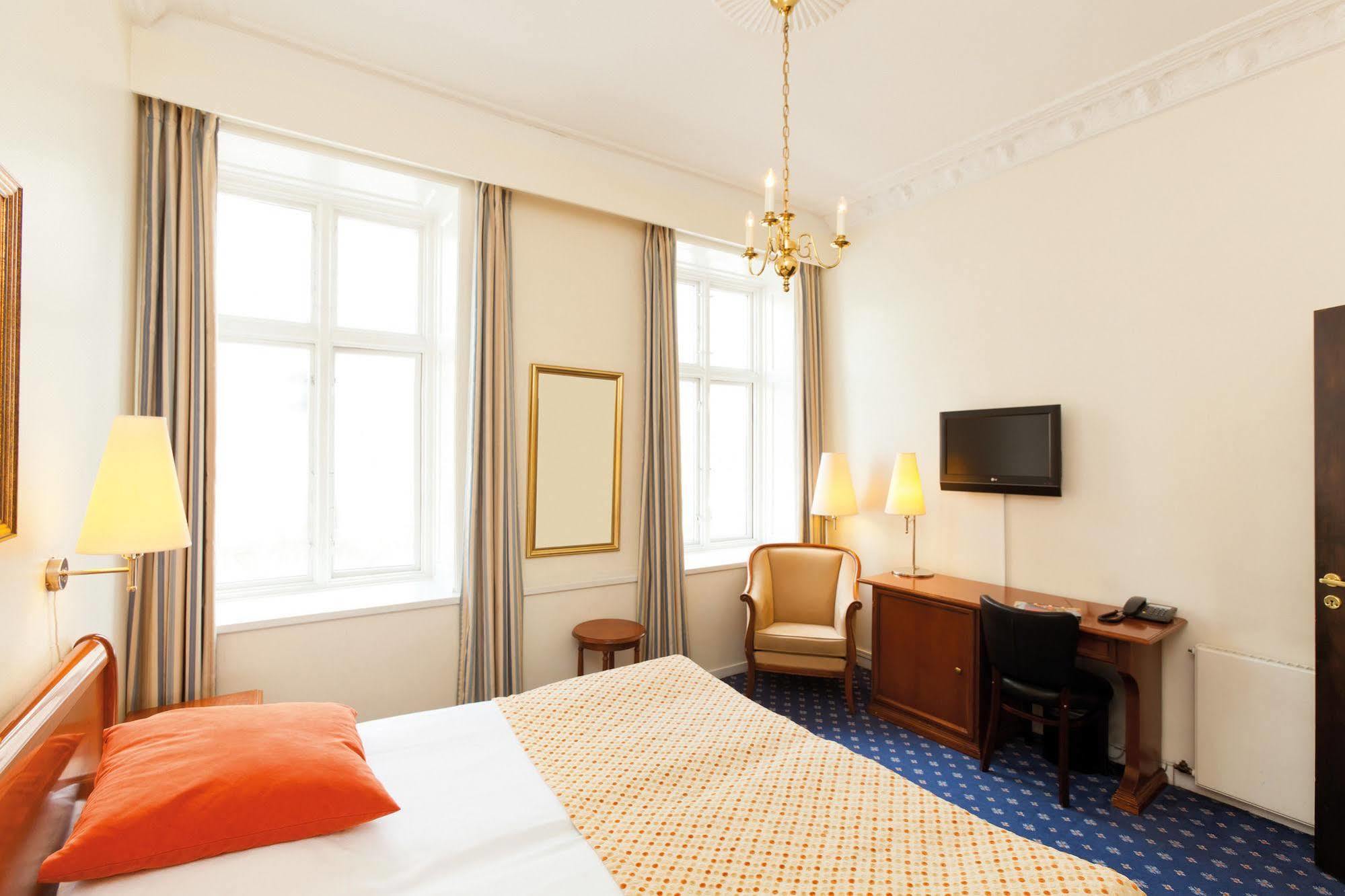 فندق كوبنهاجنفي  فندق غراند الغرفة الصورة